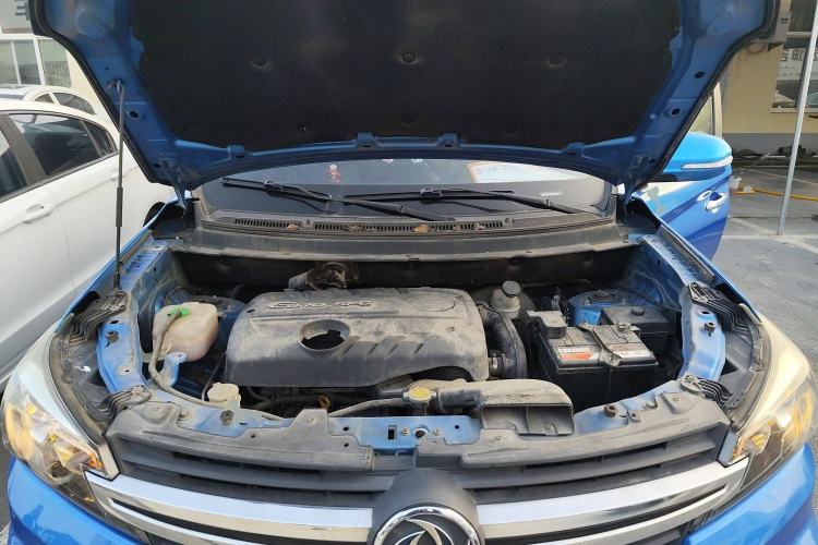 Used Dongfeng Fengon S560 2018 1.8L CVT Elite Model 7 Seats Engine Bay