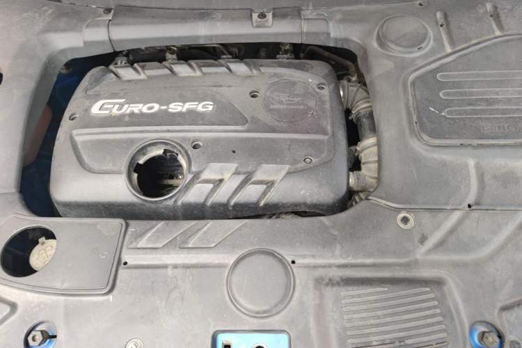 Used Dongfeng Fengon S560 2018 1.8L CVT Smart Connect 7-Seater Engine Bay