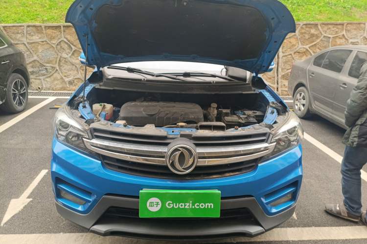Used Dongfeng Fengon S560 2018 1.8L Manual Urban Model 5 Seats Engine Bay