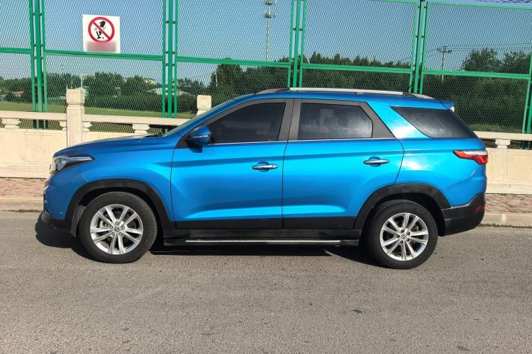 Used Dongfeng Fengon S560 2018 1.8L CVT Elite Model 7 Seats Exterior 1