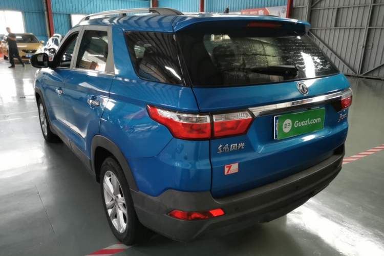 Used Dongfeng Fengon S560 2018 1.8L CVT Elite Model 7 Seats Exterior 2