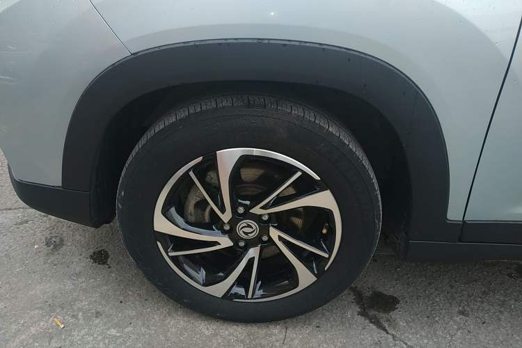Used Dongfeng Fengon S560 2018 1.8L Manual Luxury 7-Seater Exterior 4