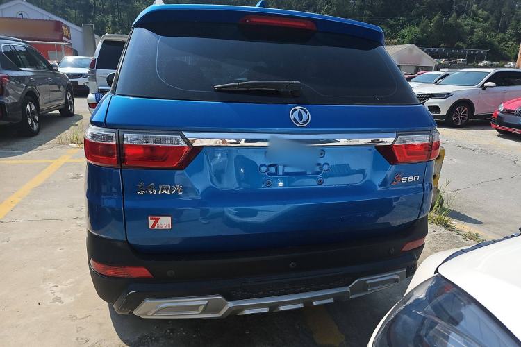 Used Dongfeng Fengon S560 2018 1.8L Manual Comfort 7-Seater Exterior 4