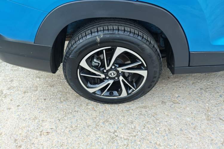 Used Dongfeng Fengon S560 2018 1.8L Manual Comfort 7-Seater Exterior 5