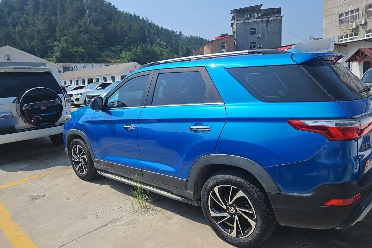 Used Dongfeng Fengon S560 2018 1.8L Manual Comfort 7-Seater Exterior 5