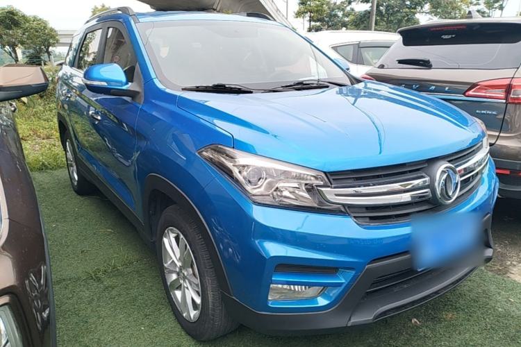 Used Dongfeng Fengon S560 2018 1.8L Manual Urban Model 7 Seats Front Right 45 Deg