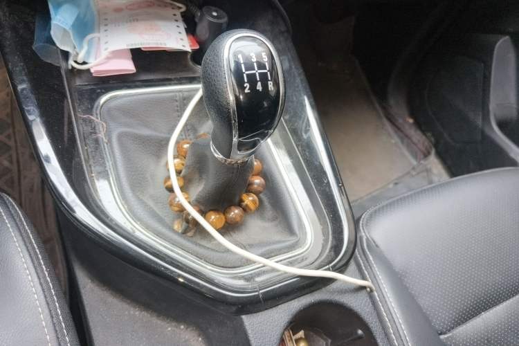Used Dongfeng Fengon S560 2018 1.8L Manual Urban Model 7 Seats Gear Lever