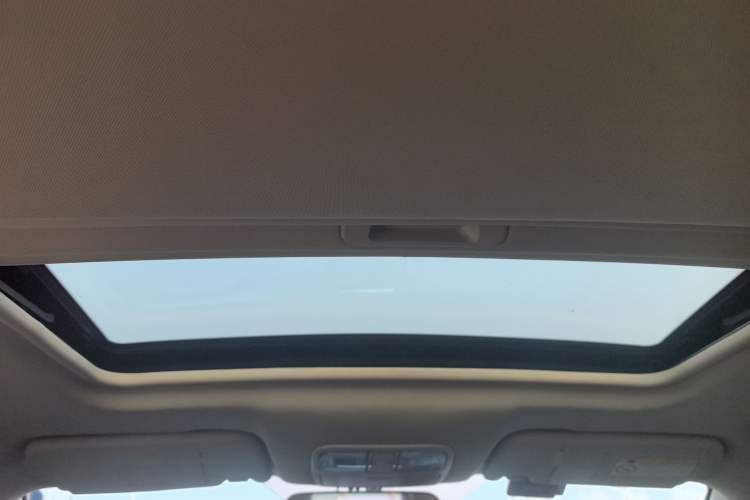 Used Dongfeng Fengon S560 2018 1.8L Manual Comfort 5-Seater China V Standard Headliner