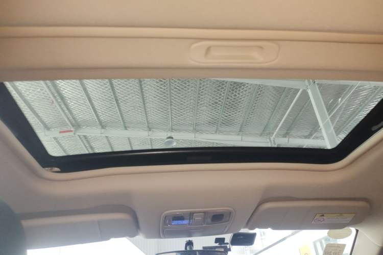 Used Dongfeng Fengon S560 2018 1.8L Manual Comfort 5-Seater China V Standard Headliner