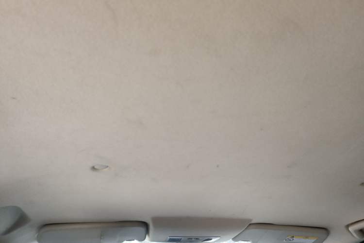 Used Dongfeng Fengon S560 2018 1.8L CVT Elite Model 7 Seats Headliner