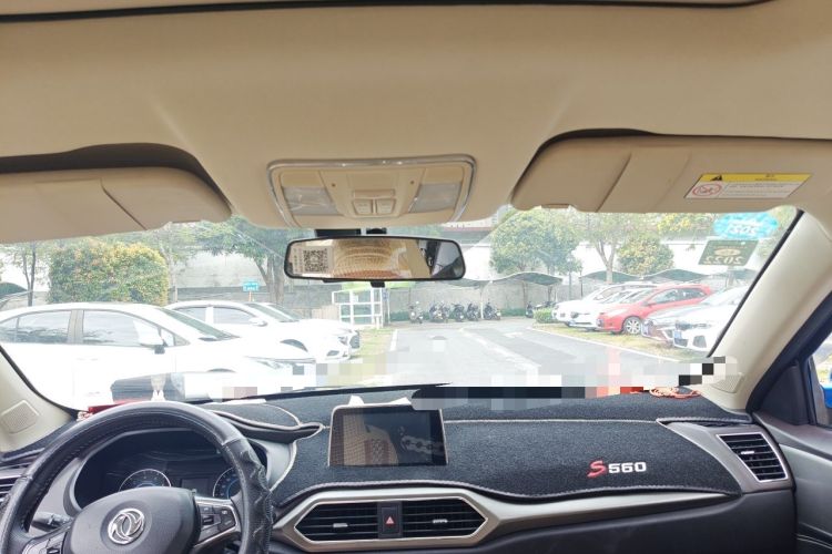 Used Dongfeng Fengon S560 2018 1.8L CVT Smart Connect 7-Seater Headliner