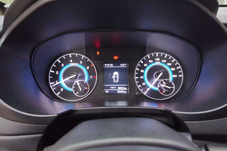 Used Dongfeng Fengon S560 2018 1.8L Manual Luxury 7-Seater Instrument Cluster