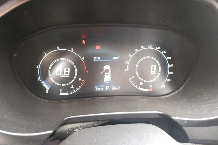 Used Dongfeng Fengon S560 2018 1.8L CVT Comfort Model 5 Seats Instrument Cluster
