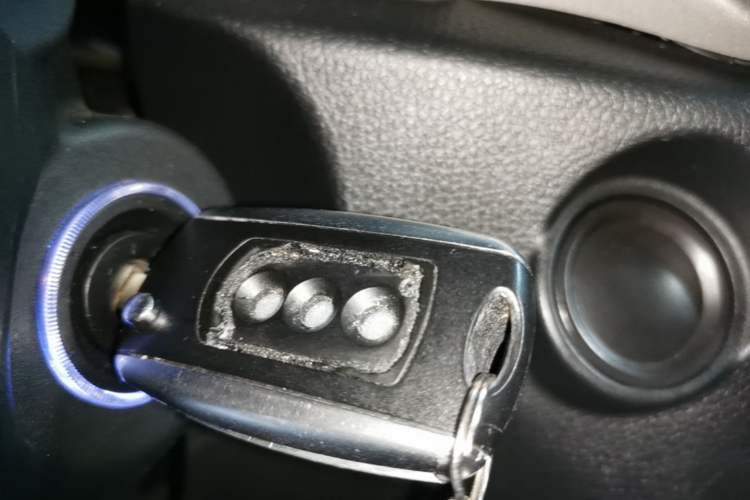Used Dongfeng Fengon S560 2018 1.8L CVT Elite Model 7 Seats Interior 1
