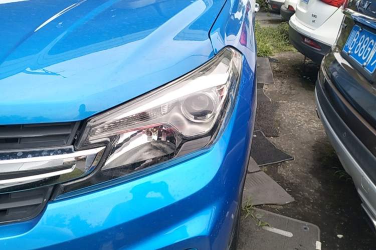 Used Dongfeng Fengon S560 2018 1.8L Manual Urban Model 7 Seats Left Front Headlight