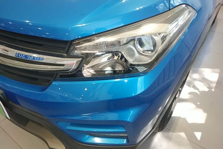 Used Dongfeng Fengon S560 2018 1.8L Manual Comfort 7-Seater Left Front Headlight