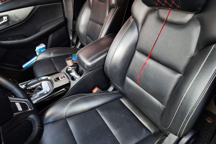 Used Dongfeng Fengon S560 2018 1.8L CVT Urban Model 5 Seats Left Front Seat