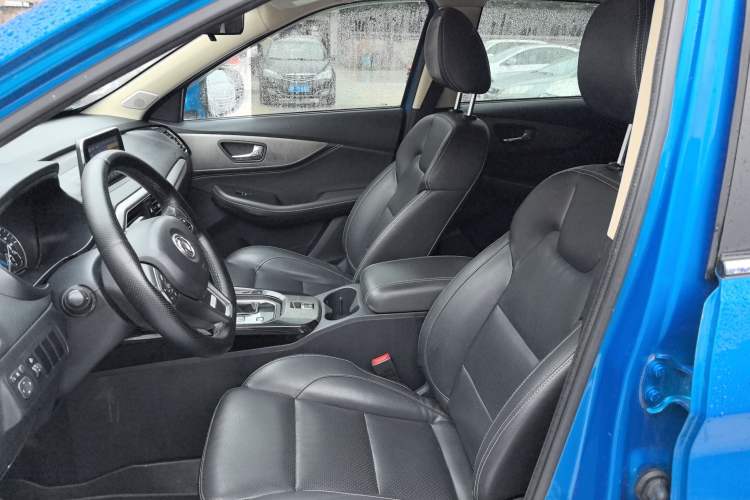 Used Dongfeng Fengon S560 2018 1.8L CVT Elite Model 7 Seats Left Front Seat