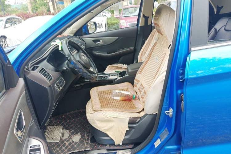 Used Dongfeng Fengon S560 2018 1.8L CVT Smart Connect 7-Seater Left Front Seat