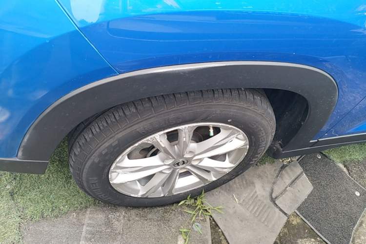 Used Dongfeng Fengon S560 2018 1.8L Manual Urban Model 7 Seats Left Front Wheel Hub