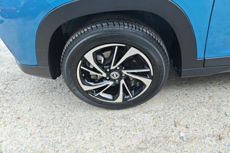 Used Dongfeng Fengon S560 2018 1.8L Manual Comfort 7-Seater Left Front Wheel Hub