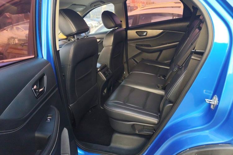 Used Dongfeng Fengon S560 2018 1.8L CVT Elite Model 7 Seats Left Rear Seat