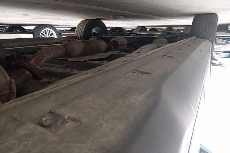 Used Dongfeng Fengon S560 2018 1.8L Manual Luxury 7-Seater Left Side Sill
