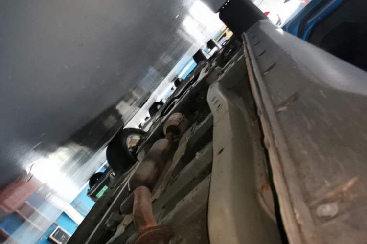 Used Dongfeng Fengon S560 2018 1.8L CVT Elite Model 7 Seats Left Side Sill