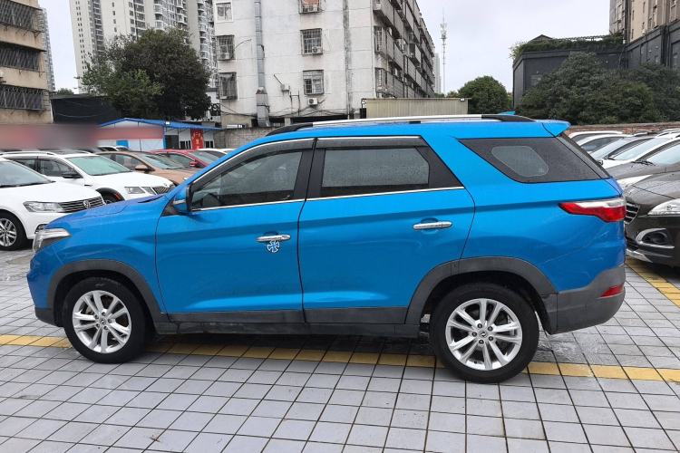 Used Dongfeng Fengon S560 2018 1.8L CVT Elite Model 7 Seats Left Side