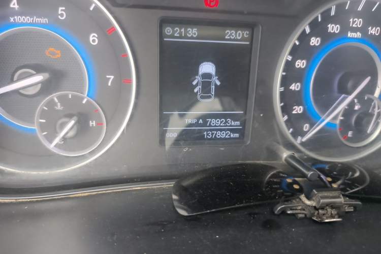 Used Dongfeng Fengon S560 2018 1.8L Manual Comfort 7-Seater Odometer Close Up