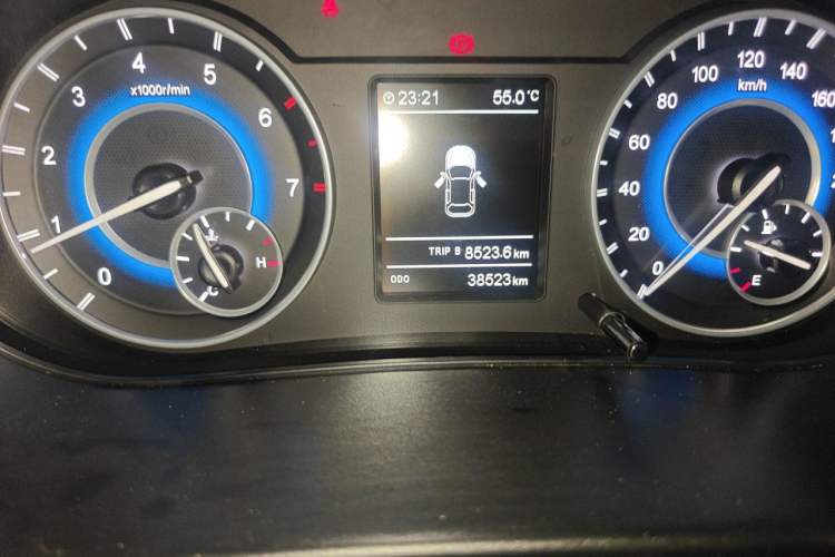 Used Dongfeng Fengon S560 2018 1.8L Manual Urban Model 5 Seats Odometer Close Up