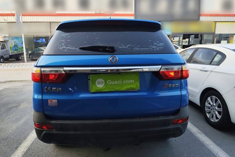 Used Dongfeng Fengon S560 2018 1.8L CVT Elite Model 7 Seats Rear