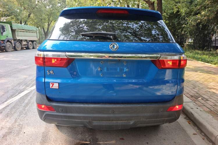 Used Dongfeng Fengon S560 2018 1.8L Manual Urban Model 7 Seats Rear