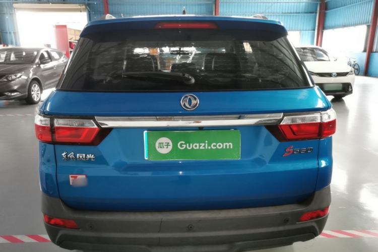 Used Dongfeng Fengon S560 2018 1.8L CVT Elite Model 7 Seats Rear