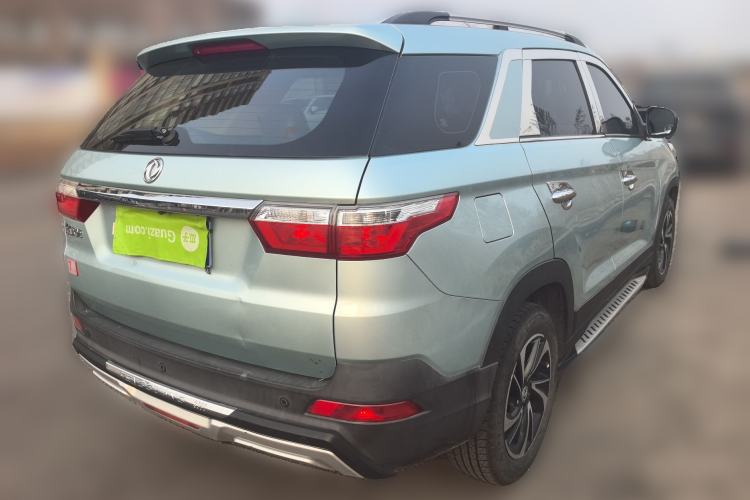 Used Dongfeng Fengon S560 2018 1.8L Manual Comfort 5-Seater China V Standard Rear Right 45 Deg