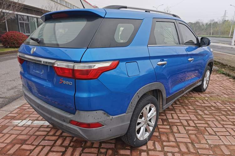 Used Dongfeng Fengon S560 2018 1.8L CVT Elite Model 7 Seats Rear Right 45 Deg