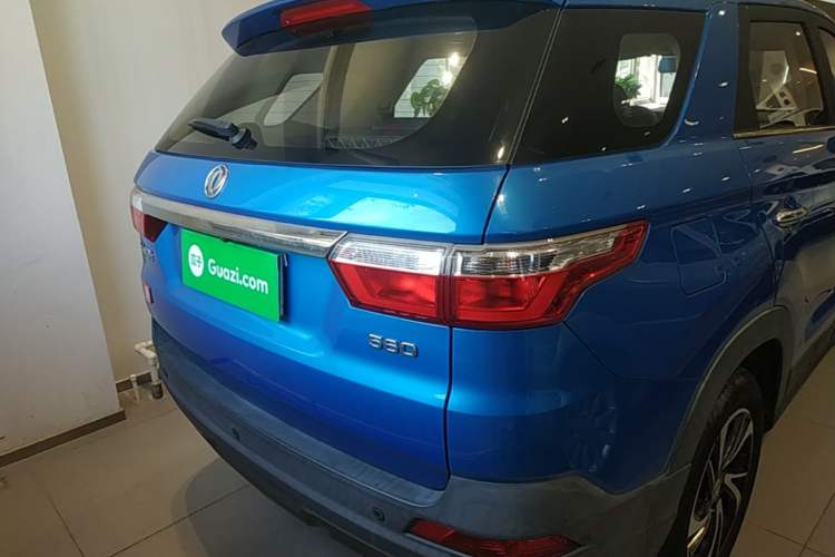 Used Dongfeng Fengon S560 2018 1.8L Manual Comfort 7-Seater Rear