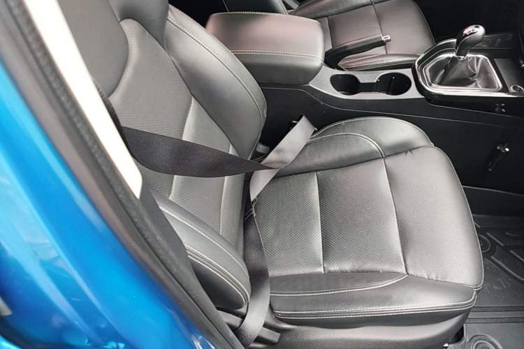 Used Dongfeng Fengon S560 2018 1.8L Manual Urban Model 7 Seats Right Front Seat