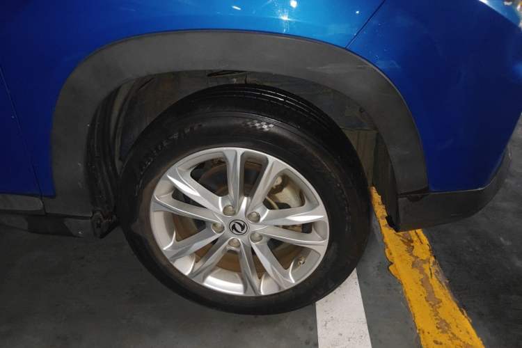 Used Dongfeng Fengon S560 2018 1.8L Manual Urban Model 5 Seats Right Front Wheel Hub
