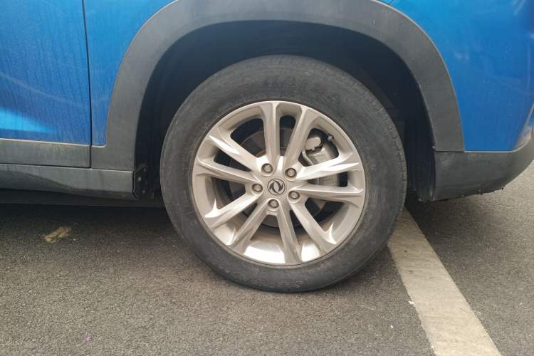 Used Dongfeng Fengon S560 2018 1.8L Manual Urban Model 5 Seats Right Front Wheel Hub