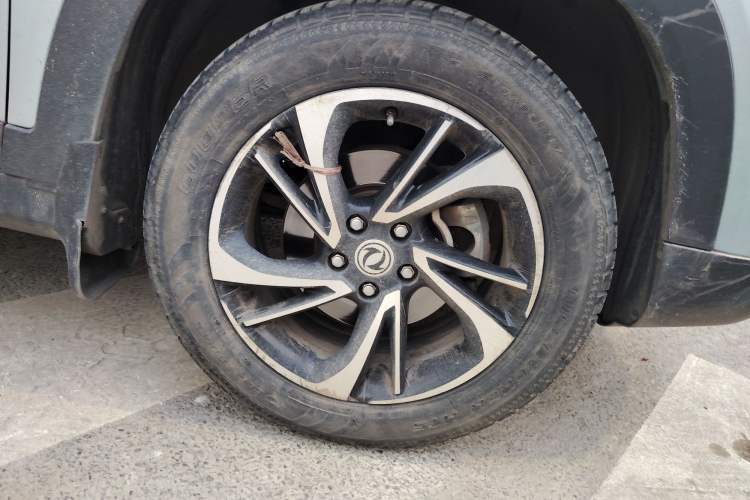 Used Dongfeng Fengon S560 2018 1.8L CVT Urban Model 5 Seats Right Front Wheel Hub