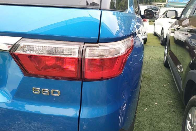 Used Dongfeng Fengon S560 2018 1.8L Manual Urban Model 7 Seats Right Rear Taillight