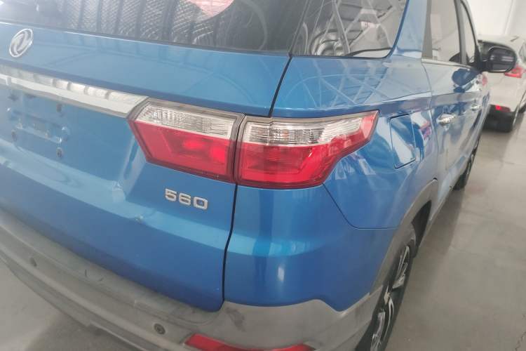 Used Dongfeng Fengon S560 2018 1.8L Manual Comfort 5-Seater China V Standard Right Rear Taillight