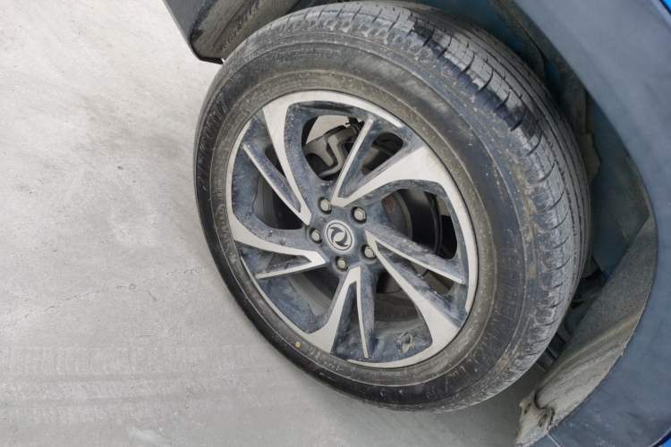 Used Dongfeng Fengon S560 2018 1.8L Manual Comfort 7-Seater Right Rear Wheel Hub