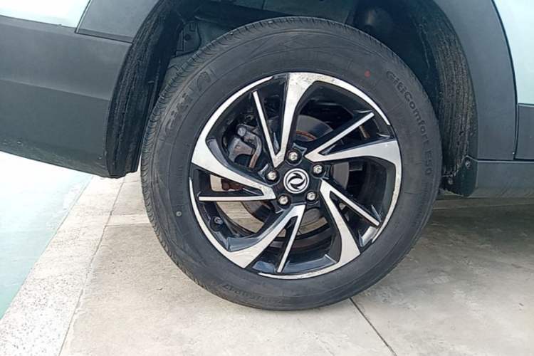 Used Dongfeng Fengon S560 2018 1.8L Manual Luxury 7-Seater Right Rear Wheel Hub