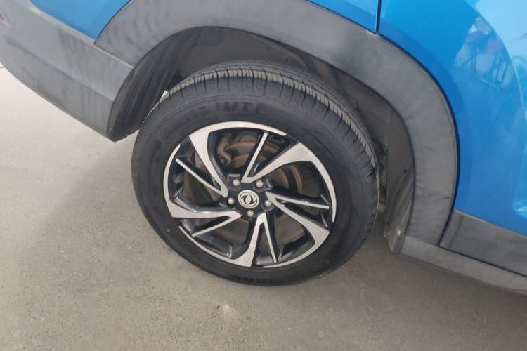 Used Dongfeng Fengon S560 2018 1.8L Manual Comfort 5-Seater China V Standard Right Rear Wheel Hub