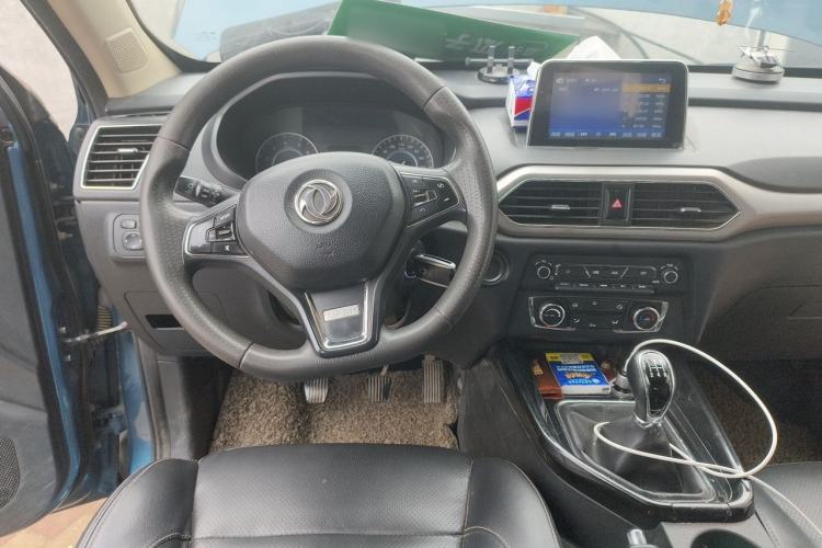 Used Dongfeng Fengon S560 2018 1.8L Manual Comfort 7-Seater Steering Wheel