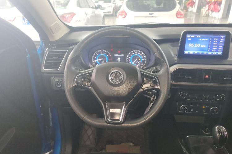 Used Dongfeng Fengon S560 2018 1.8L Manual Comfort 5-Seater China V Standard Steering Wheel