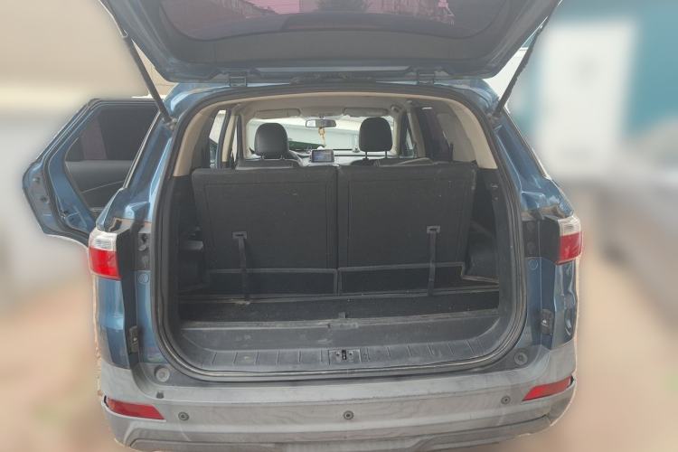 Used Dongfeng Fengon S560 2018 1.8L Manual Comfort 7-Seater Trunk