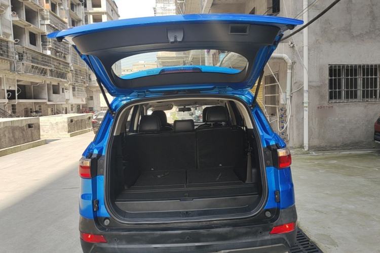 Used Dongfeng Fengon S560 2018 1.8L Manual Comfort 7-Seater Trunk